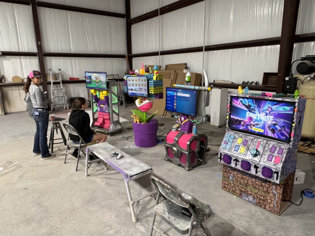 Smash design creates digital brand experiences with foam sculpture design.