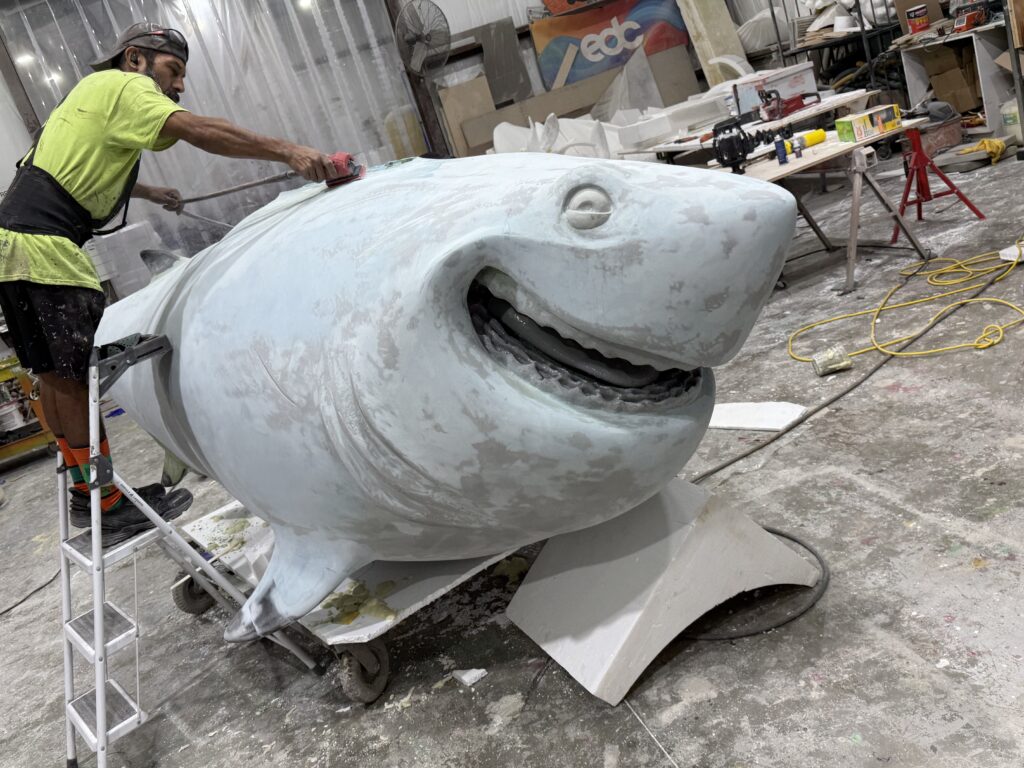 Smash Design artist sculpting Diane Shark for the Hoppers premiere in LA